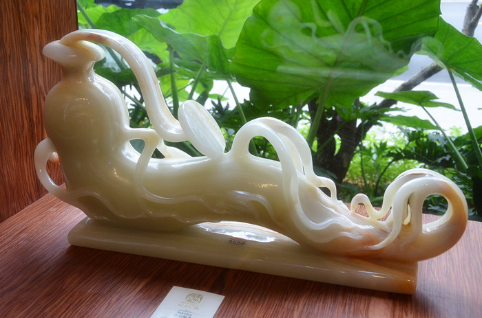 玉石禮品,玉雕品牌,人生如意,龍美達石材集團,尚石珍品
